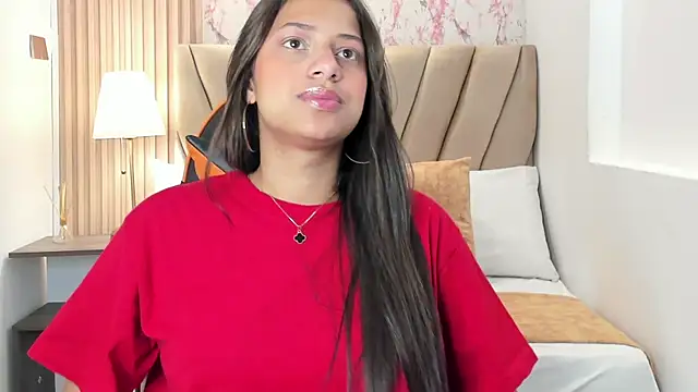 Snapshot of Atiena_ chatting on April 8, 4:51 pm Atiena online show from April 8, 4:51 pm