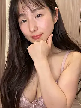 Snapshot of Hinako_0012 chatting on April 23, 5:19 am Hinako 0012 online show from April 23, 5:19 am