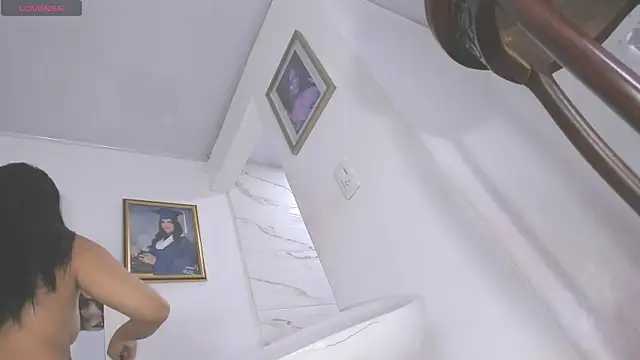 Snapshot of amazing_vivi chatting on August 1, 10:52 pm amazing vivi online show from August 1, 10:52 pm