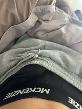 LemmonB online show from April 25, 9:34 am