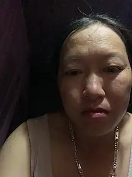 Snapshot of candy-beo chatting on April 22, 1:23 pm candy-beo online show from April 22, 1:23 pm