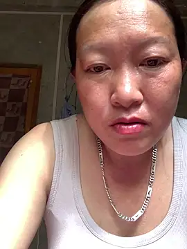Snapshot of candy-beo chatting on May 16, 1:13 am candy-beo online show from May 16, 1:13 am