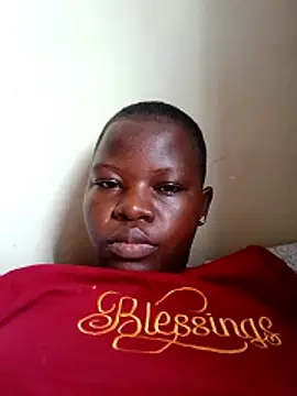 Snapshot of ebonqueen chatting on April 17, 3:26 pm ebonqueen online show from April 17, 3:26 pm