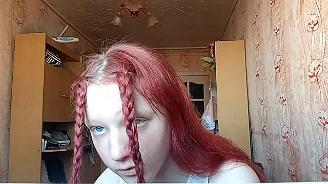 Snapshot of BirgitKamal chatting on April 13, 11:16 am BirgitKamal online show from April 13, 11:16 am