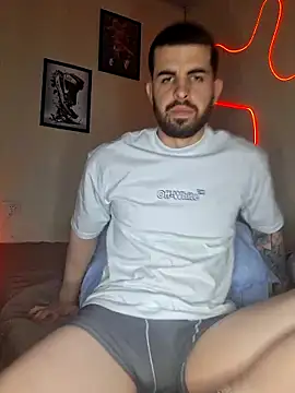 leoxxxgato online show from May 19, 11:44 pm