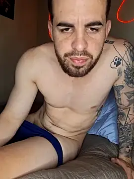 Snapshot of leoxxxgato chatting on May 31, 12:08 am leoxxxgato online show from May 31, 12:08 am