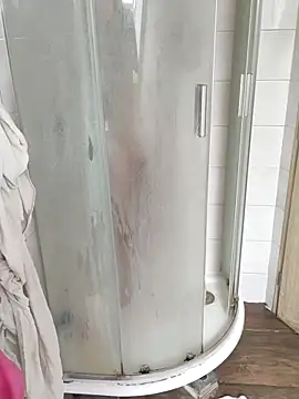 LadyFontaine online show from April 5, 9:39 am