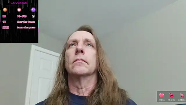 Snapshot of Magnus_Luv chatting on May 25, 4:46 pm Magnus Luv online show from May 25, 4:46 pm