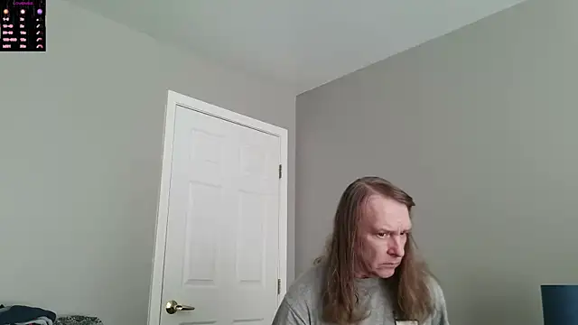 Snapshot of Magnus_Luv chatting on June 3, 11:57 am Magnus Luv online show from June 3, 11:57 am