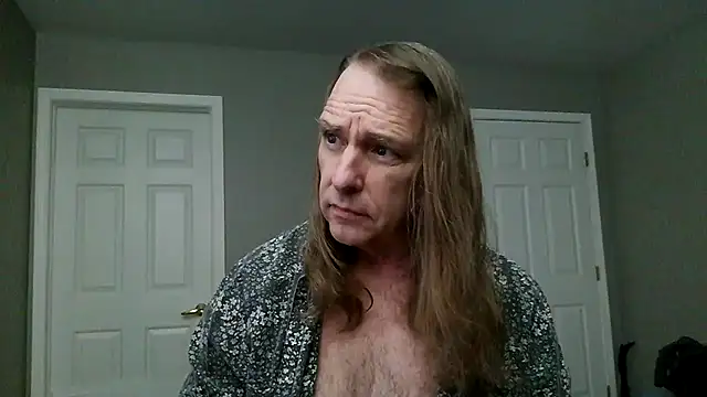 Snapshot of Magnus_Luv chatting on July 2, 11:38 am Magnus Luv online show from July 2, 11:38 am