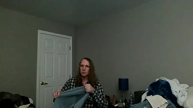 Snapshot of Magnus_Luv chatting on July 8, 12:15 am Magnus Luv online show from July 8, 12:15 am