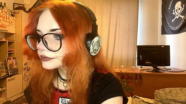 RedHeadCat online show from May 22, 1:50 pm
