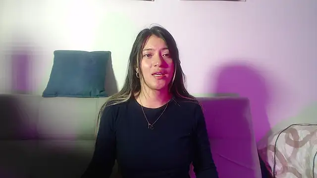 Snapshot of hannajonnes1 chatting on April 16, 1:17 am hannajonnes1 online show from April 16, 1:17 am