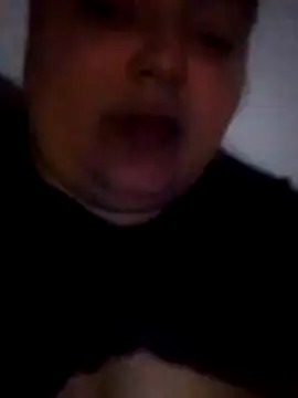 Snapshot of criscvwolff99 chatting on April 15, 10:21 pm criscvwolff99 online show from April 15, 10:21 pm
