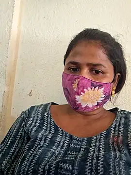 Snapshot of geetha2269 chatting on May 27, 7:49 am geetha2269 online show from May 27, 7:49 am