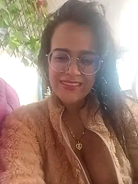 Snapshot of rochylinda chatting on April 14, 7:53 pm rochylinda online show from April 14, 7:53 pm