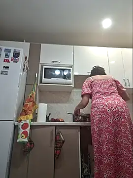 Snapshot of LaliaMia chatting on March 10, 10:37 am LaliaMia online show from March 10, 10:37 am