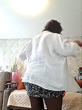 Snapshot of LaliaMia chatting on September 12, 4:23 am LaliaMia online show from September 12, 4:23 am