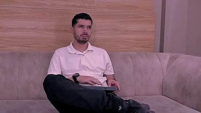 Mateew   online show from April 8, 1:22 pm