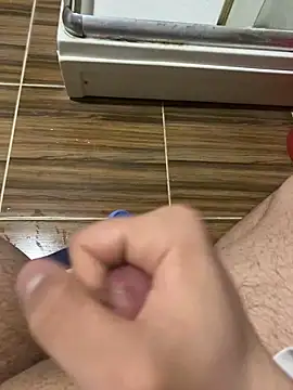 pasiflerdmdmdm online show from April 22, 1:45 pm