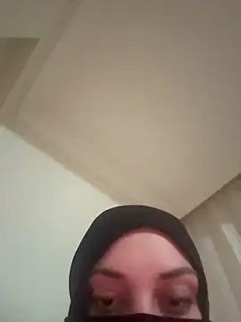 BeyazTenliDoggy online show from April 20, 10:33 pm