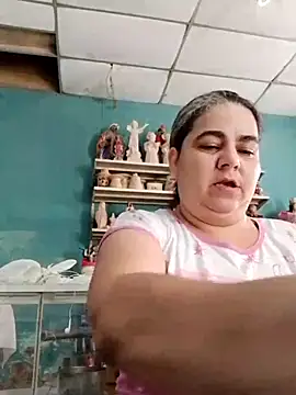 Snapshot of Golositadeamor chatting on May 22, 6:46 pm Golositadeamor online show from May 22, 6:46 pm