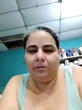 Snapshot of Golositadeamor chatting on May 27, 1:57 am Golositadeamor online show from May 27, 1:57 am