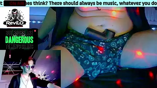 OllyFummler online show from April 18, 7:58 pm