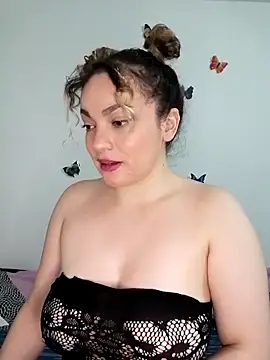 honey hornie online show from April 30, 7:31 pm