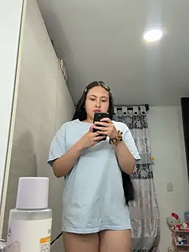 roomsex  online show from April 12, 11:21 pm