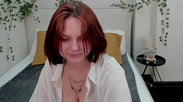 Snapshot of Charlotte_Stee chatting on May 11, 2:06 am Charlotte Stee online show from May 11, 2:06 am