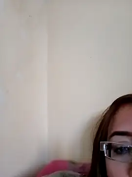 Snapshot of Nisrin_ay chatting on April 12, 7:13 am Nisrin ay online show from April 12, 7:13 am