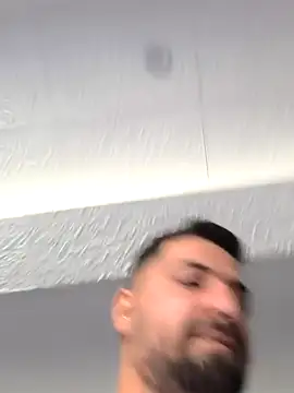 Snapshot of Attila2701 chatting on April 6, 12:17 pm Attila2701 online show from April 6, 12:17 pm