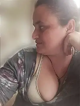 Snapshot of AnabelBexley chatting on April 20, 7:22 am AnabelBexley online show from April 20, 7:22 am