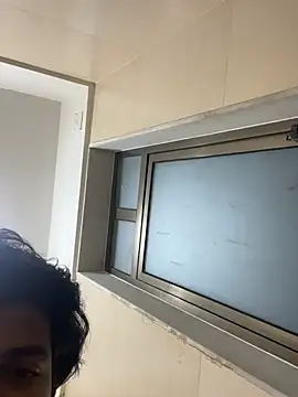 Snapshot of sunnyroy26 chatting on April 7, 7:42 am sunnyroy26 online show from April 7, 7:42 am