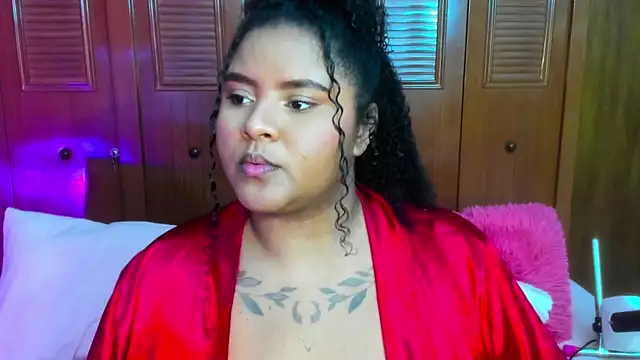 RavenBelmont online show from April 17, 1:52 am