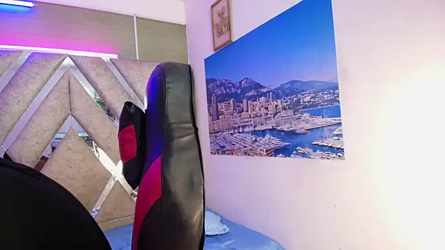 Snapshot of axel_silva4 chatting on May 7, 7:41 pm axel silva4 online show from May 7, 7:41 pm