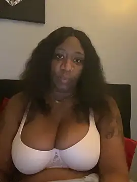 Snapshot of amberchill26 chatting on May 25, 1:06 pm amberchill26 online show from May 25, 1:06 pm