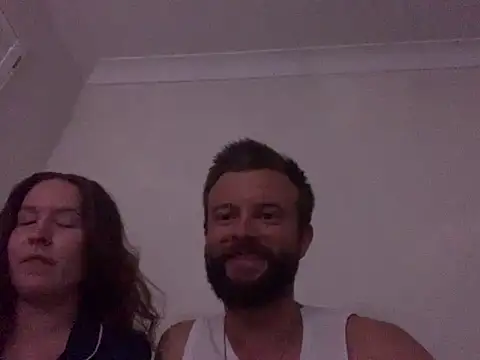 Snapshot of boredomgotus chatting on April 6, 6:42 pm boredomgotus online show from April 6, 6:42 pm