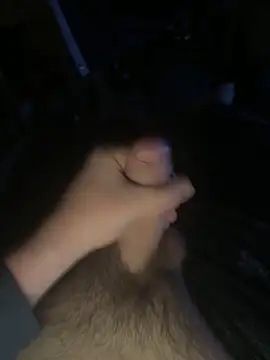 horniestboy2004 online show from April 8, 8:31 pm