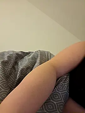 Babylivelive online show from April 18, 8:09 pm