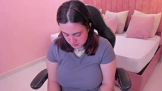 Snapshot of lilaa_sky chatting on May 28, 11:51 am lilaa sky online show from May 28, 11:51 am