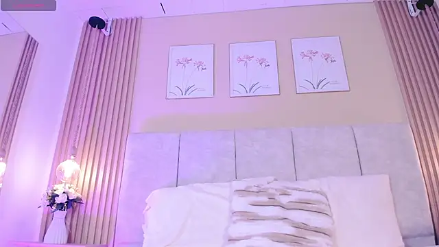 Snapshot of cherlyn_1 chatting on May 9, 3:17 pm cherlyn 1 online show from May 9, 3:17 pm