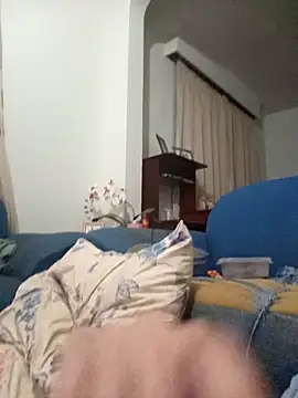 raiotrajado online show from April 9, 8:09 am