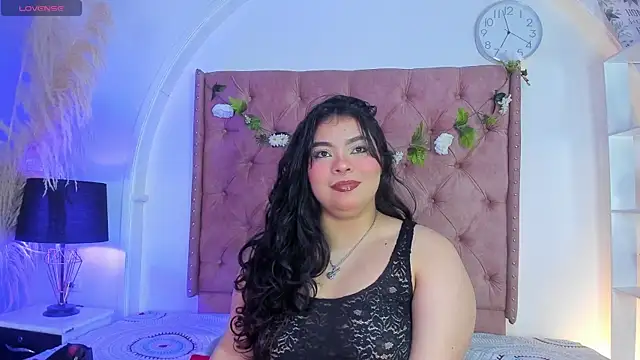 Snapshot of ROSELEI_ chatting on May 30, 8:22 am ROSELEI online show from May 30, 8:22 am