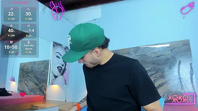 James-06 online show from May 23, 11:47 am