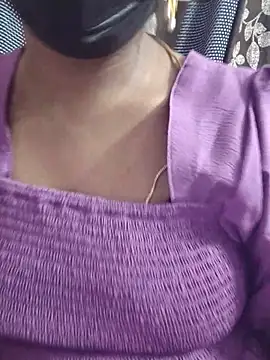 Snapshot of Vasundhara_telugu chatting on June 11, 5:44 pm Vasundhara telugu online show from June 11, 5:44 pm