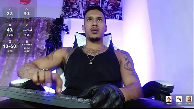 Snapshot of DARK_BLACK_0 chatting on April 17, 1:30 am DARK BLACK 0 online show from April 17, 1:30 am