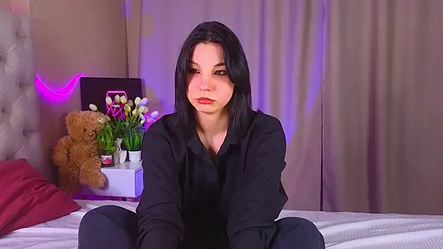 SharonBrowns online show from April 20, 5:37 pm