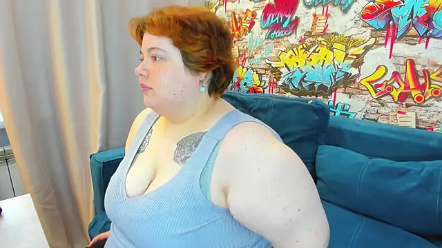 Snapshot of Sew_Sunny chatting on April 10, 12:49 am Sew Sunny online show from April 10, 12:49 am